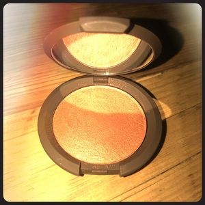 BECCA Luminous Blush